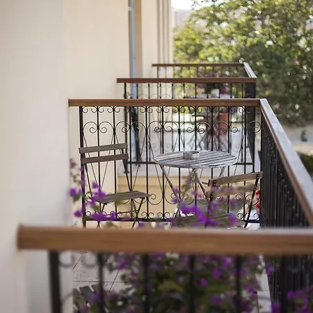 Operetta House Апартаменты *